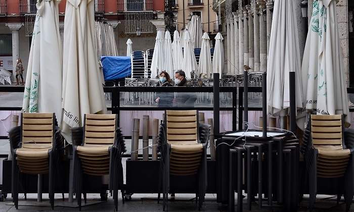Terraza-cierre-bares-coronavirus.jpg