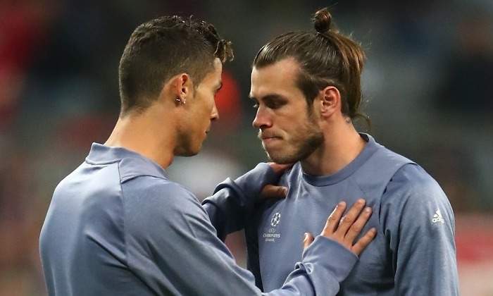 CR7-Bale-calentamiento-Munich-2017-reuters.jpg
