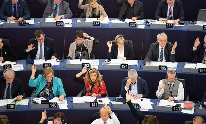 votacion-eurocamara-efe.jpg