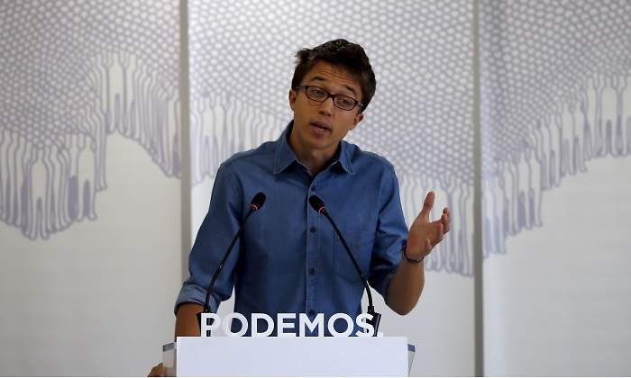 errejon-podemos-micro.jpg