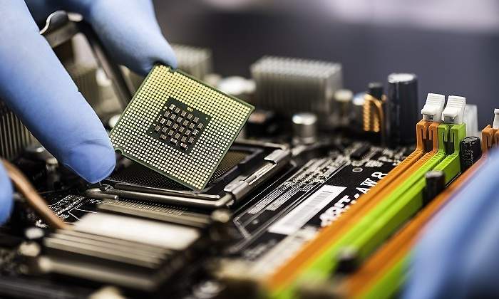 SemiconductorIStockWeb.jpg
