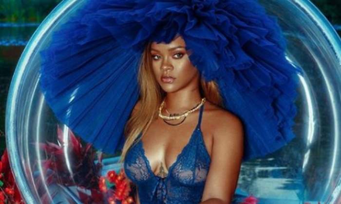 rihanna-navidad-lenceria770.jpg