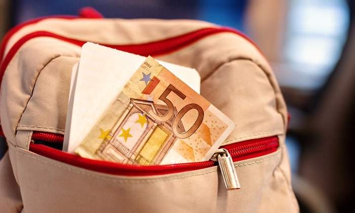 mochila-austriaca-dinero-dreams.jpg