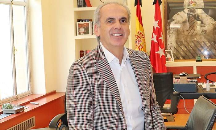 enrique-ruiz-escudero-sanidad-madrid-despacho-eE-770x420.jpg