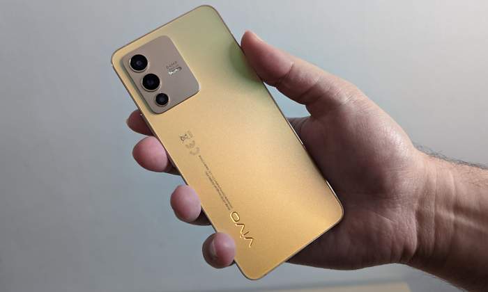 vivo-v23-1.jpg