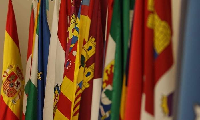 Autonomias-Banderas-Regiones.jpg