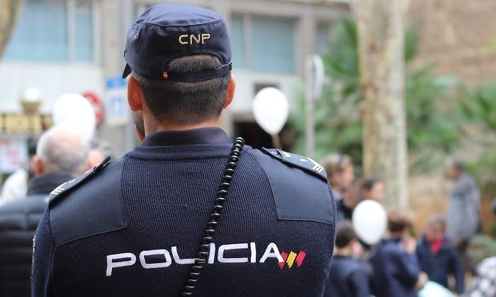 agente-policia-recuerso-ep.jpg