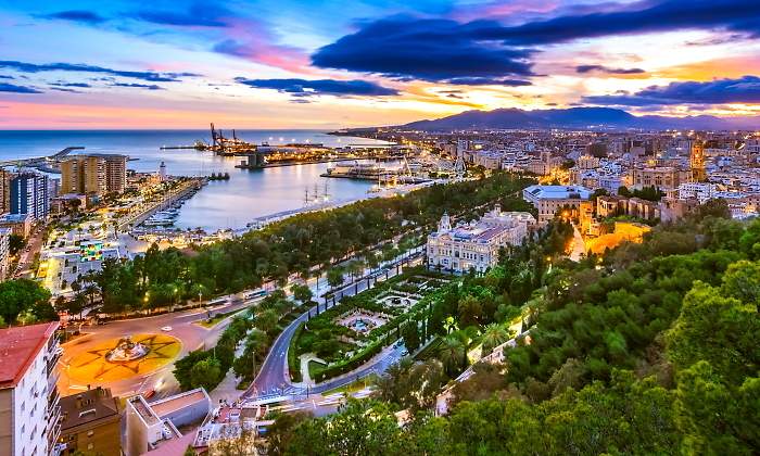 malaga-dreamstime.jpg