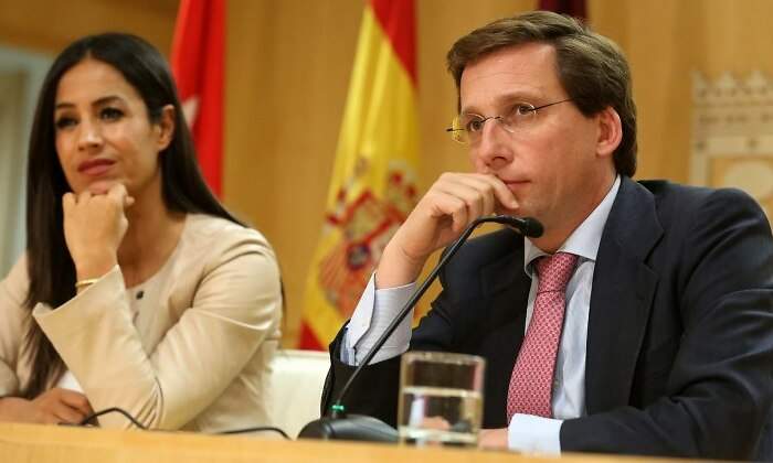 villacis-almeida-ayuntamiento.jpg