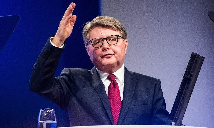 theodor-weimer-deutsche-boerse-DPA-770x420.jpg