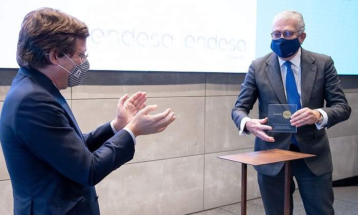 ENDESA-PREMIOS-COMPROMISO-INTEGRA-2020_Alcalde-y-Bogas-2.jpg