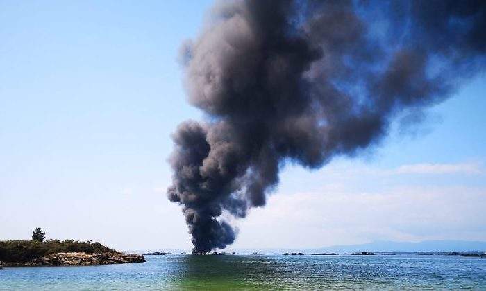 ria-pontevedra-barco-incendio--europapress.jpg