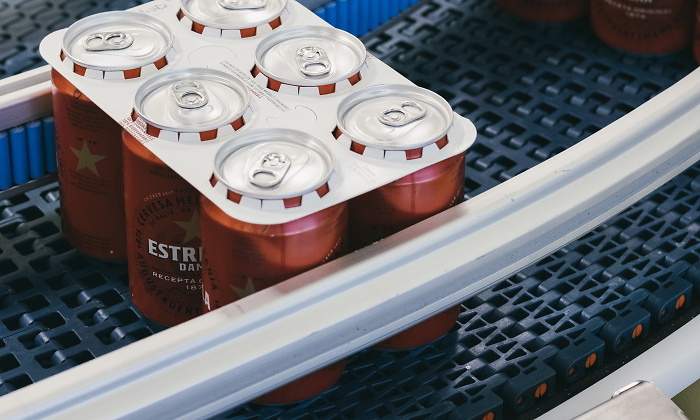 Embalaje de cartn 100 biodegradable del pack de latas de Estrella Damm