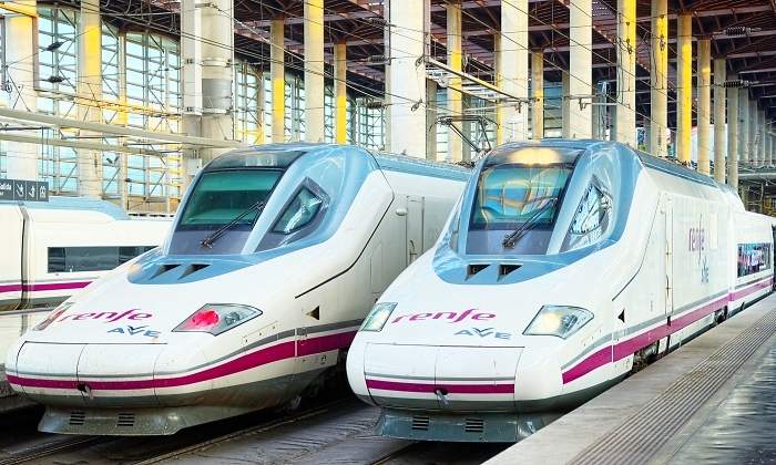 ave-renfe-dreamstime.jpg