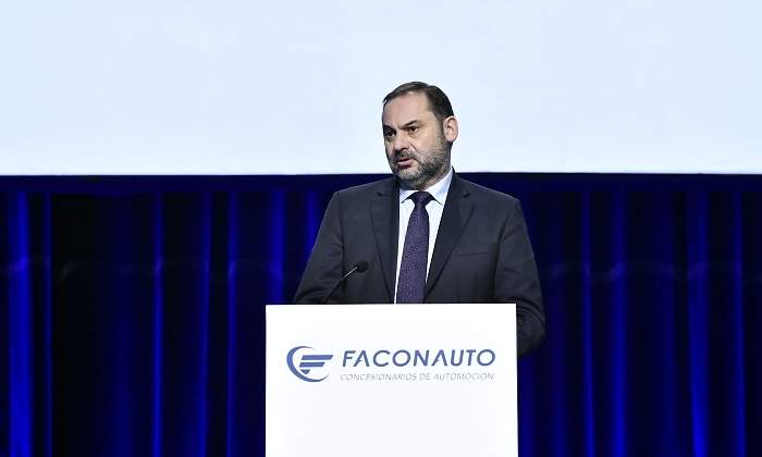 faconauto-Abalos.jpg