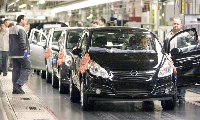 opel-corsa-figueruelas-efe.jpg