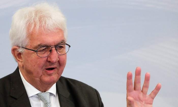 robert-holzmann-bce-OeNB-austria-reuters-770x420.jpg