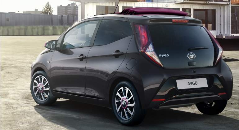 Trasera del Aygo x-style.