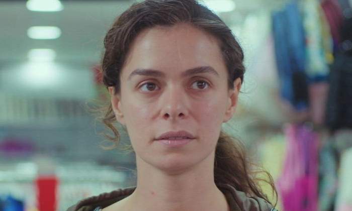 mujer-serie.jpg