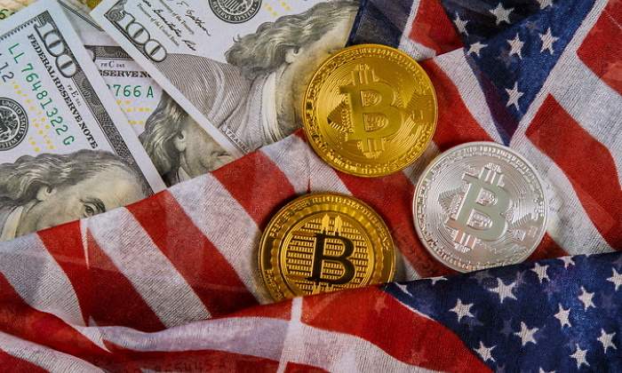 bitcoin-bandera-eeuu-dreamstime.jpg