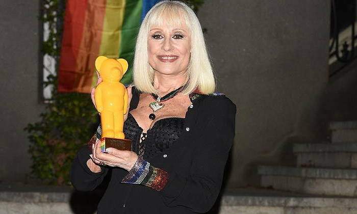 raffaella-carra-plaza-madrid-homenaje-770.jpg