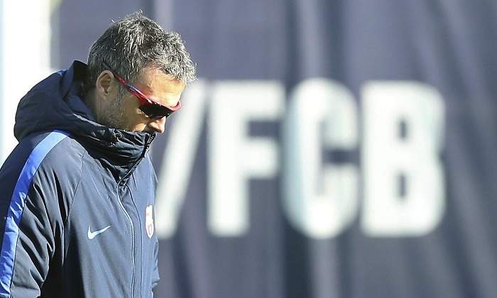 Luis-Enrique-pensativo-entreno-2017-efe.jpg