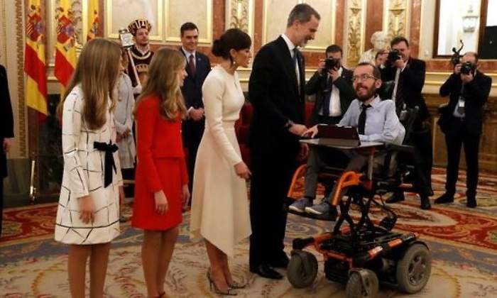 echenique-saludo-leonor-770.jpg