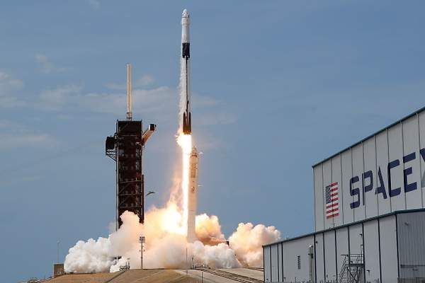 La Apuesta Por Los Cohetes Privados Le Sale Bien A Eeuu El Exito De Spacex Abre Una Nueva Era Para Los Viajes Espaciales Eleconomista Es