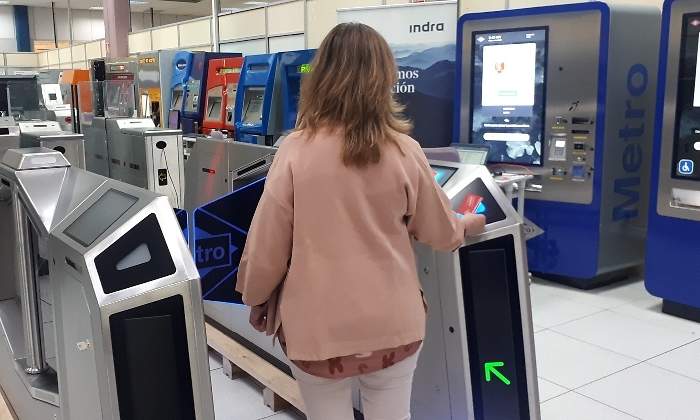 Laboratorio-de-ticketing-de-Indra-Paso-Metro-de-Madrid-2-1.jpg