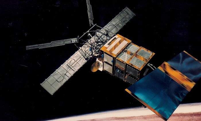 satelite.jpg