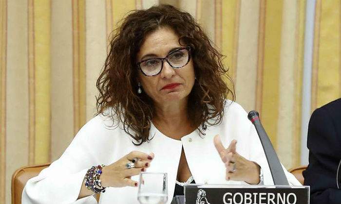 montero-maria-jesus-congreso-30-agosto-efe.jpg