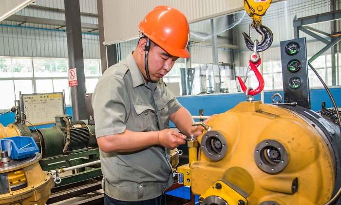 trabajador-industria-manufacturas-china-getty-770x420.jpg