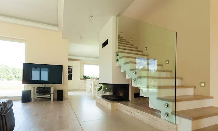 casa-luminosa-dreamstime.jpg