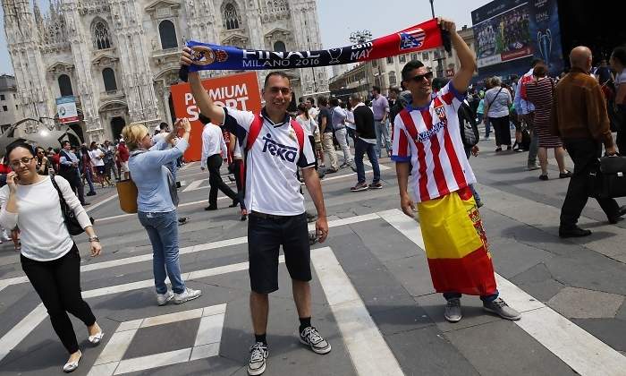 fan-zone-real-madrid-atletico-madrid-milan-reuters.jpg