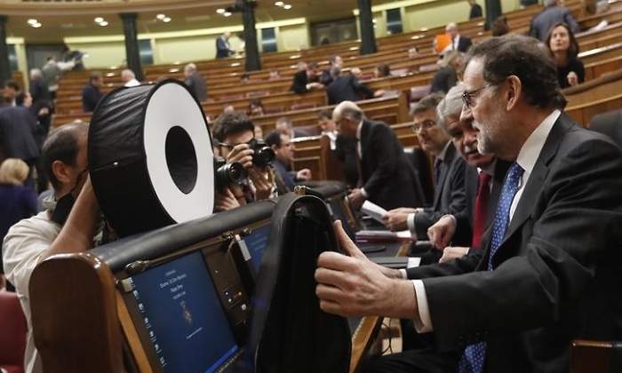 rajoy-fotografos-congreso-efe.jpg