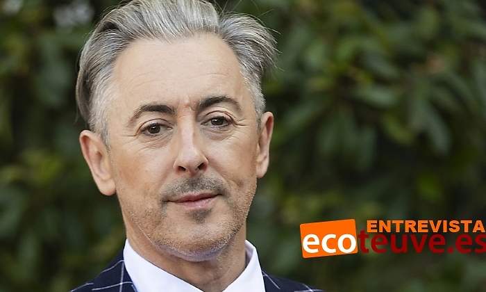 alan-cumming-cbs-3.jpg