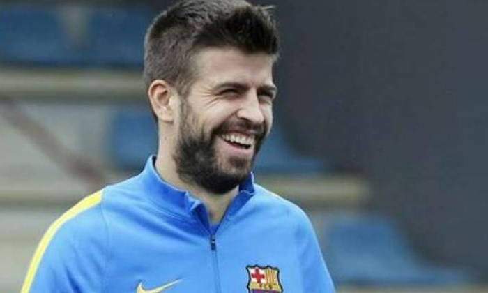 gerard-pique-rie-periodista-real-madrid-770.jpg