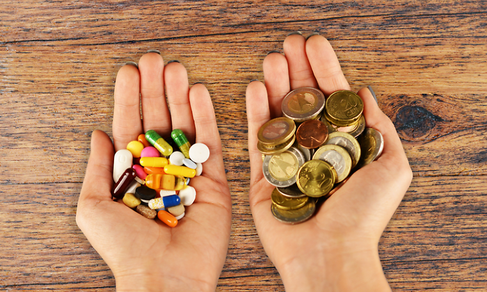 farmaceuticas-dinero-dreamstime.png