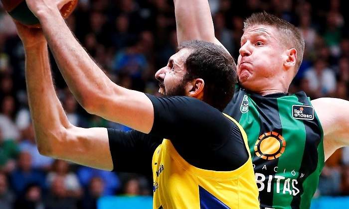 mirotic-joventut-ligaendesa-efe.jpg