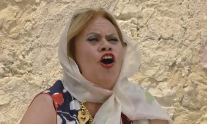 carmina-barrios.jpg