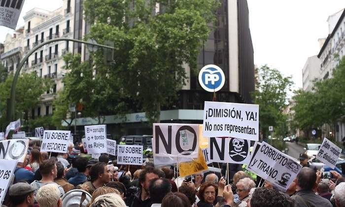 cacerolada-pp-25-abril-nacho-martin.jpg