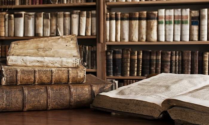 Conjunto-de-libros-antiguos-iStock.jpg