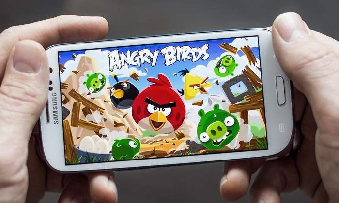 angry-birds-movil-dreamstime.jpg