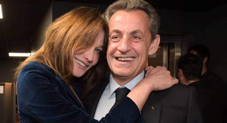 Carla Bruni Cuenta Que La Misma Noche Que Conocio A Nicolas Sarkozy Acabaron Juntos Informalia Es