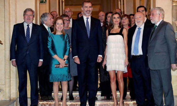 letizia-vestido-corto-efe.jpg