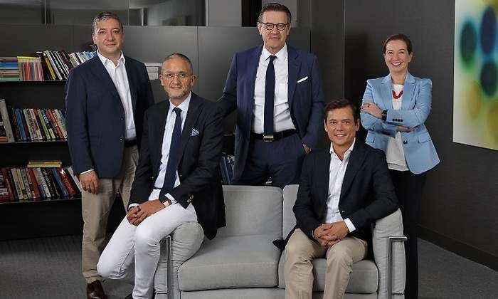llyc-equipo.jpg