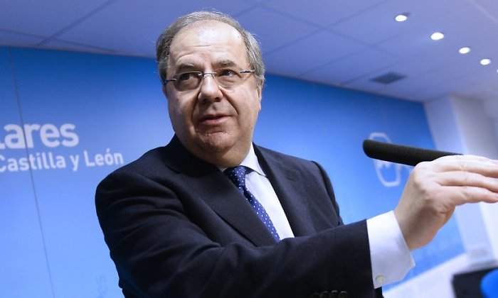 Herrerajuntadirectiva.jpg