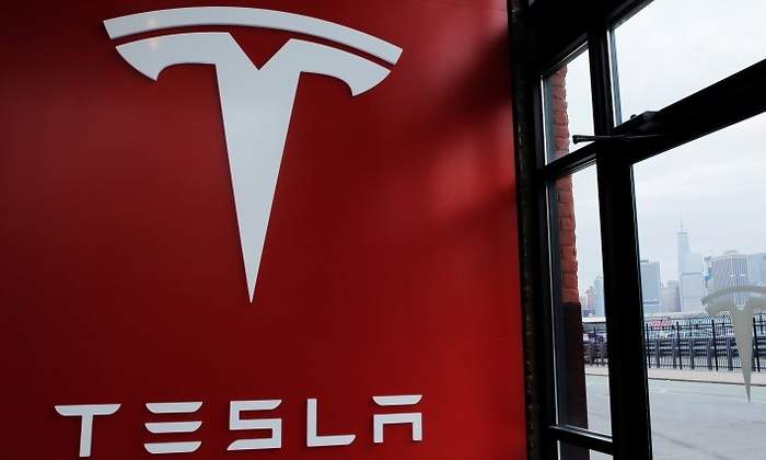 tesla-logo-reuters.jpg