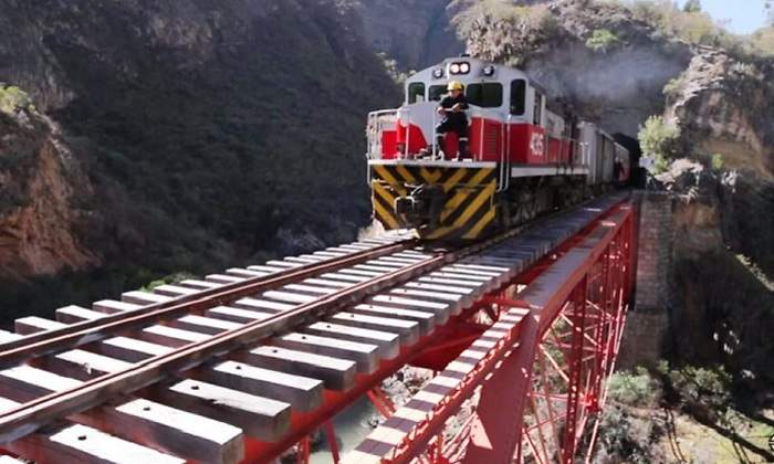 Ferrocarril-Huancayo-Huancavelica.jpg