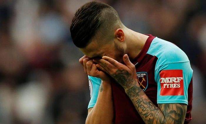 Manuel-Lanzini-Reuters.jpg